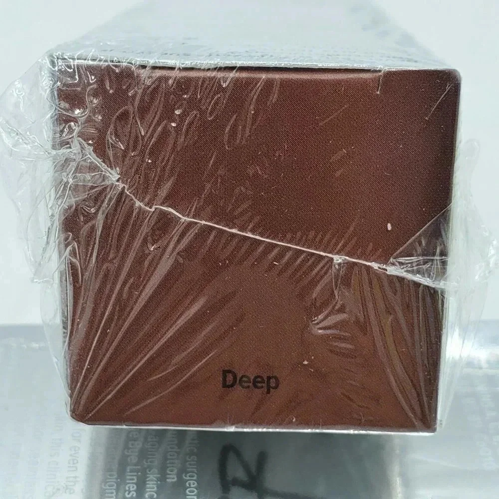IT Cosmetics Bye‎ Bye Lines Foundation in Deep NEW